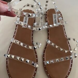 Women’s  Steve Madden flat sandals size 7.5